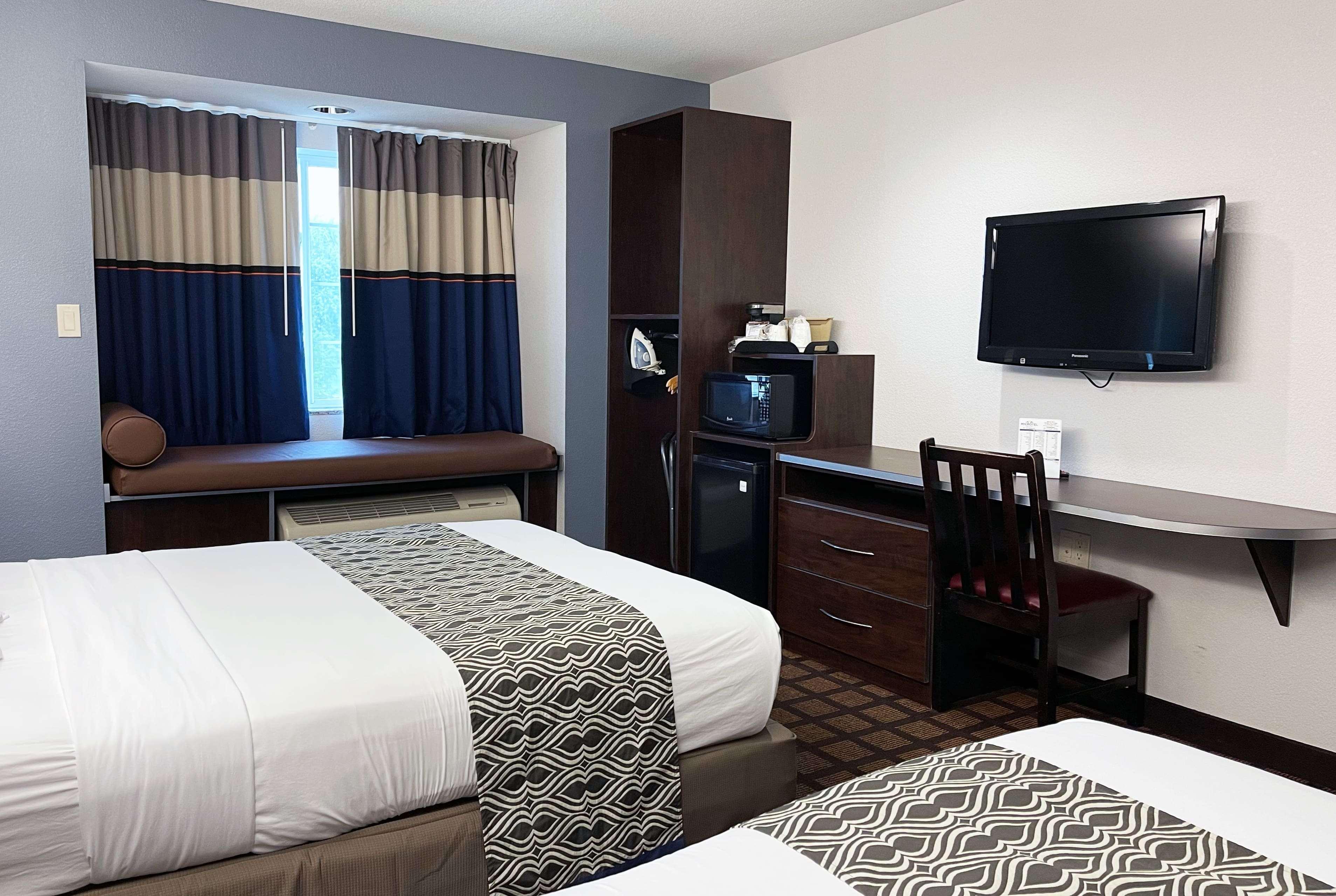 Microtel Inn & Suites By Wyndham Michigan City Exterior photo