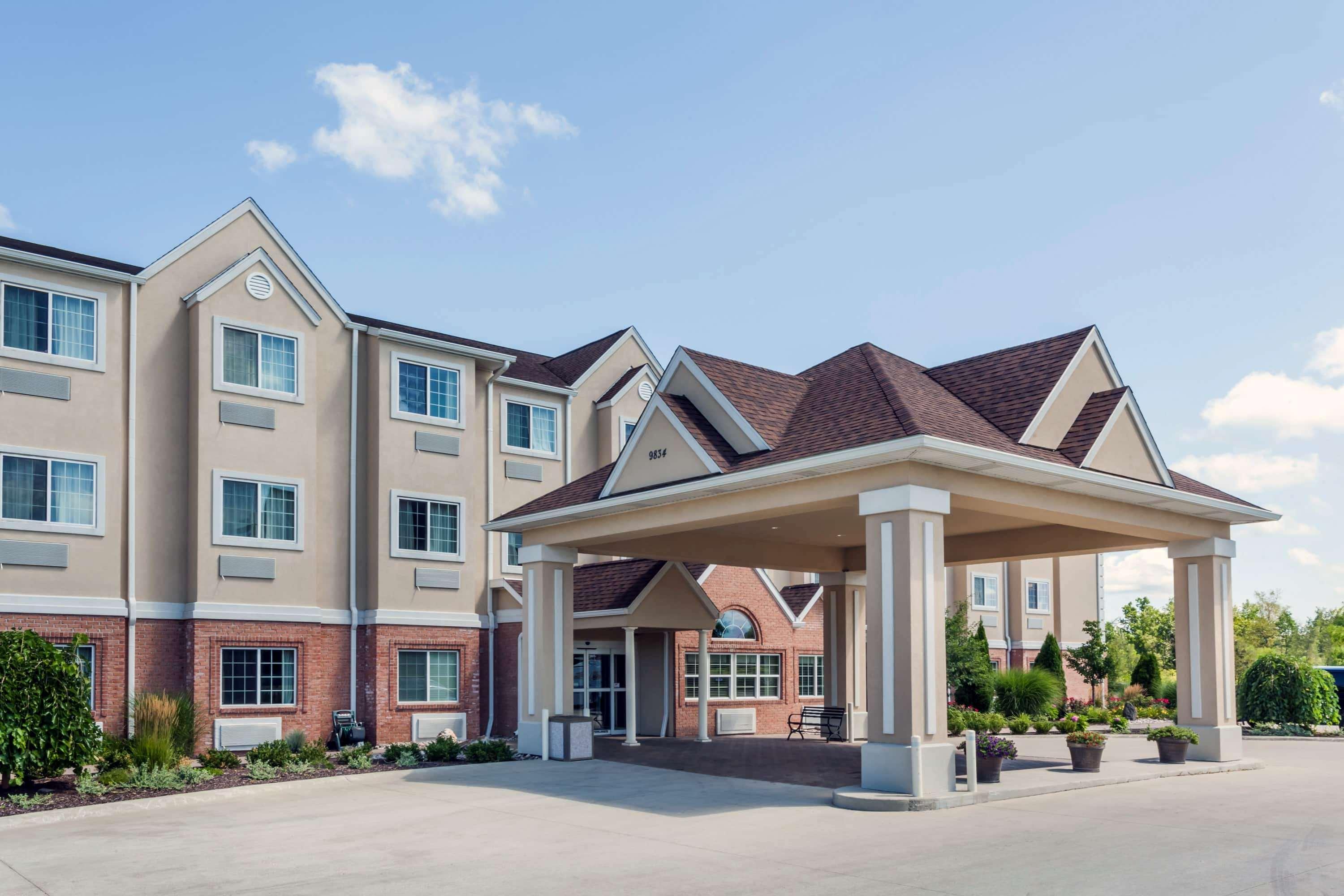 Microtel Inn & Suites By Wyndham Michigan City Exterior photo