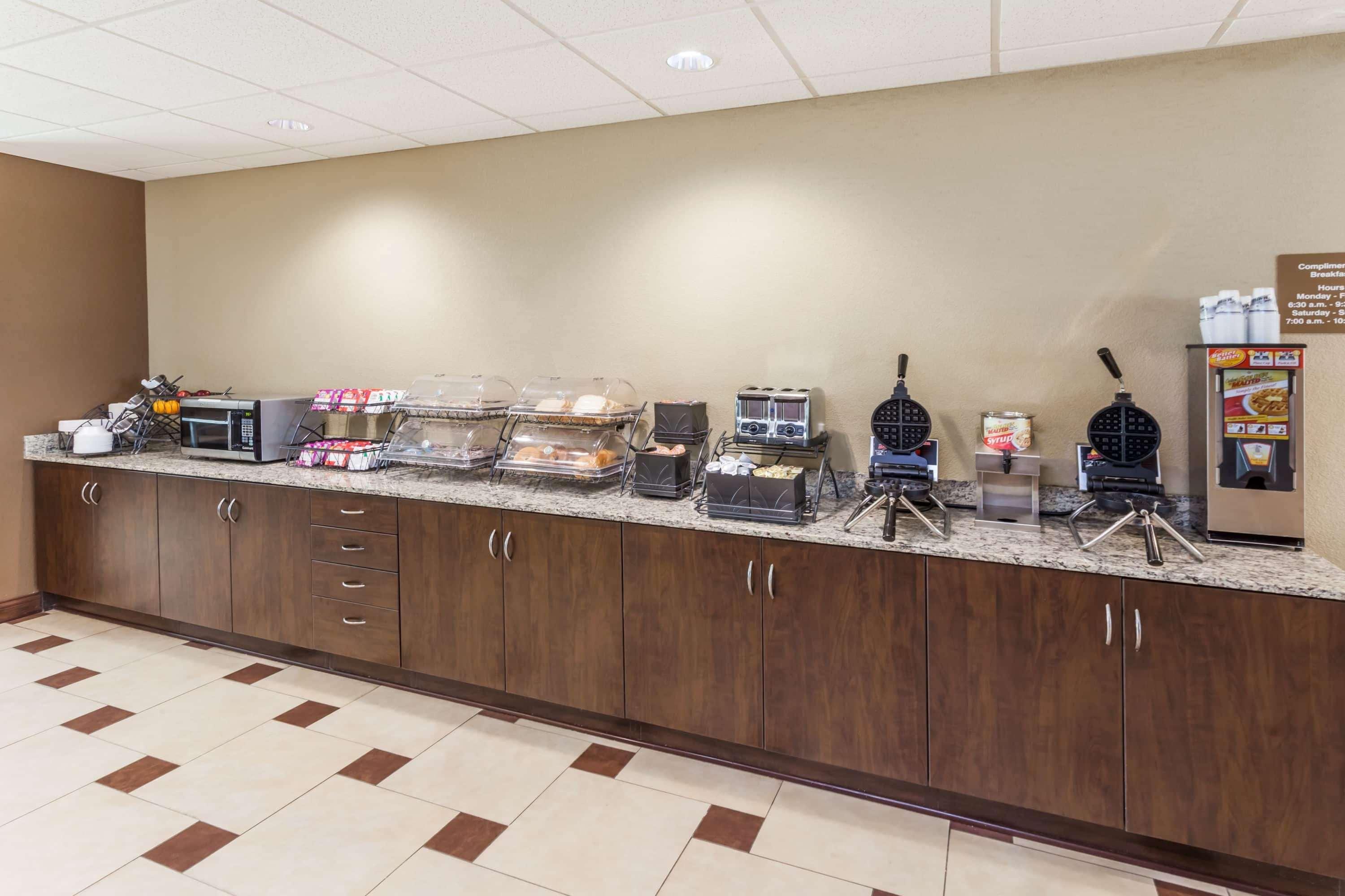 Microtel Inn & Suites By Wyndham Michigan City Exterior photo